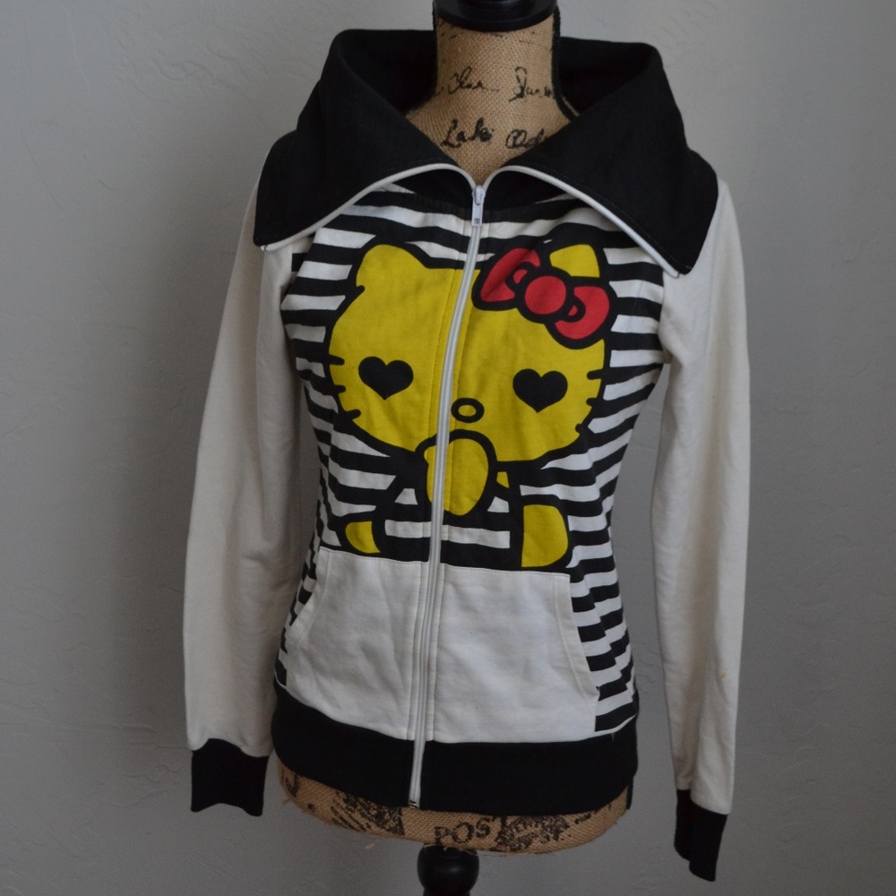Hot Topic Hello Kitty Hoodie